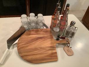 lot 545 image: Pizza Pie Lot