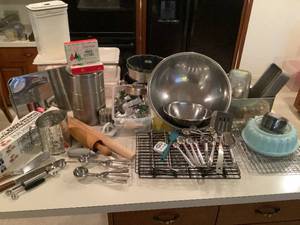 lot 387 image: Kitchen Lot