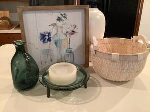 lot 578 image: Home Dcor