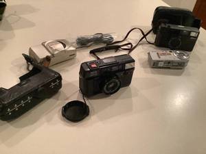 lot 553 image: Camera Lot