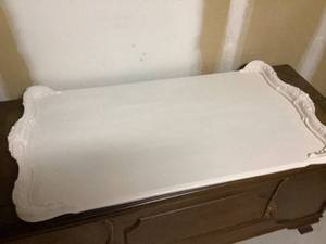 lot 560 image: Vintage Wood Tray