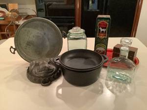 lot 573 image: Kitchen Items
