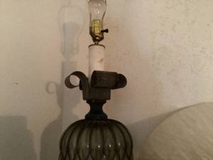 lot 301 image: Lamp 1