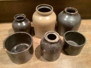 lot 630 image: Vintage & Antique Jugs