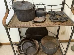 lot 642 image: Cast Iron