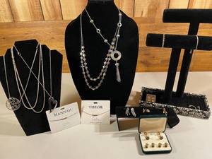 lot 153 image: Costume Jewelry