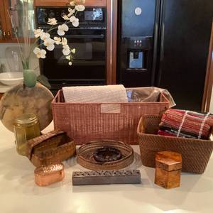 lot 662 image: Home Accents