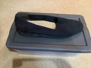 lot 156 image: Womens Shoes