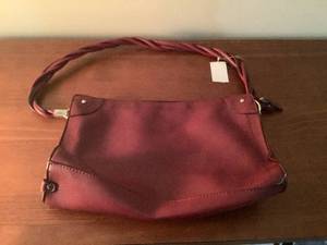 lot 684 image: Handbags