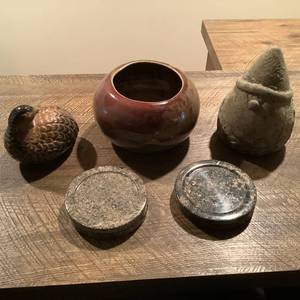 lot 232 image: Knick Knacks