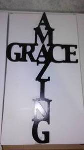 lot 12 image: Amazing Grace Wood Cross Dcor (4)