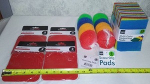 lot 19 image: Scour Pads, Jar Openers - Big Lot