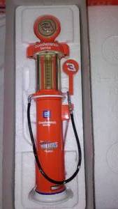 lot 35 image: NASCAR Dale Earnhardt, No.3 Gas Pump, Wheaties, Goodwrench