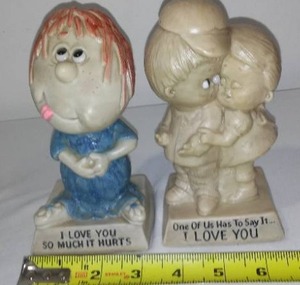 lot 61 image: Russ Berrie, Wallace Berrie 1970s Love Statues (2).