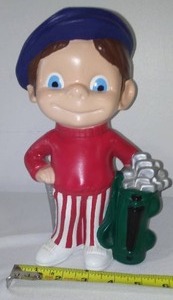 lot 73 image: Golfer Statue- Ceramic.