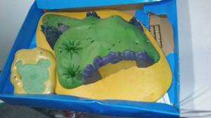 lot 76 image: Playmobil Island For The Pirate Set.
