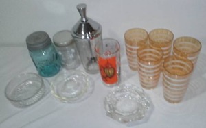 lot 253 image: Misc. Glass Items