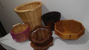 lot 281 image: Baskets And Bowls - Some Unique.
