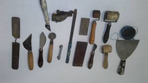 lot 284 image: Wallpaper Tools - Most Vintage.