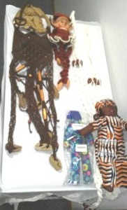 lot 313 image: Vintage Plant Hangers, Dolls & More.