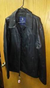 lot 320 image: Mens Black Leather Jacket