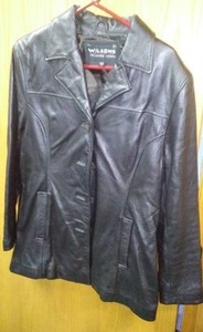 lot 324 image: Wilsons Leather Mens Jacket.