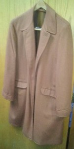 lot 329 image: Mens Winter Coat.