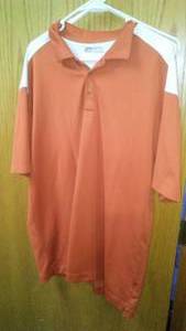 lot 338 image: Texas Longhorns 2XL Nike Golf Shirt .