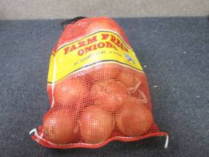 lot 20 image: 10 lb Farm Fresh Onions...