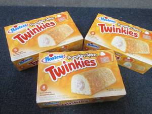 lot 53 image: 3- 10.86 oz Boxes Hostess Pumpkin S...