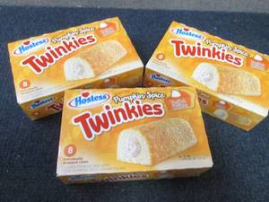 lot 54 image: 3- 10.86 oz Boxes Hostess Pumpkin S...