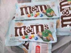 lot 58 image: 12- 1.35 oz pks Cookie M&Ms...