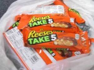lot 71 image: 12- 1.5 oz Reeses Take 5...
