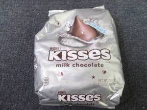 lot 80 image: 35.8 oz Bag Hersheys Kisses...