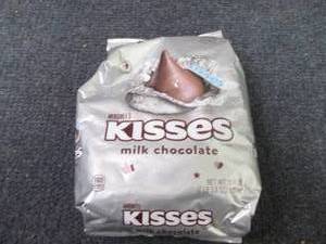 lot 81 image: 35.8 oz Bag Hersheys Kisses...