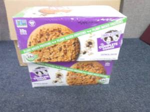 lot 87 image: 2- 12 pks 4 oz Lenny & Larrys Oatm...