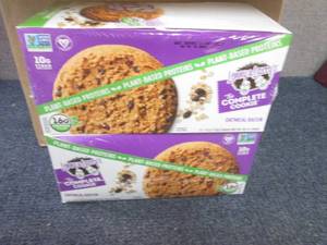 lot 91 image: 2- 12 pks 4 oz Lenny & Larrys Oatm...
