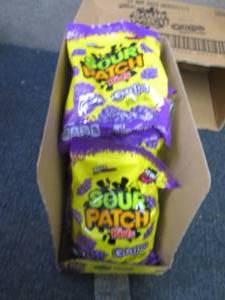 lot 130 image: 8- 8.02 oz Pks Sour Patch Kids Grap...