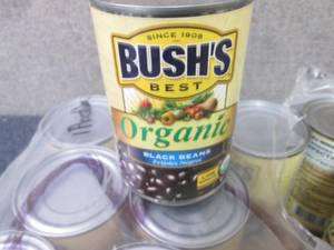 lot 135 image: 12- 15 oz Bushs Organic Black Bean...