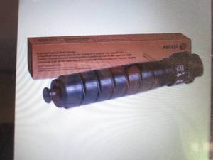 lot 195 image: Xerox 106R04049 VersaLink High-Yiel...