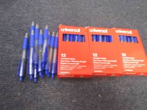 lot 208 image: 47 Universal Comfort Grip Pens...