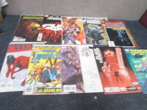 lot 246 image: 10 Assorted Comic Books...