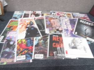lot 253 image: 25 Assorted Comic Books...