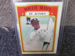 lot 262 image: Willie Mays Card...