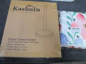 lot 370 image: Floral Shower Curtain, Paper Towel ...