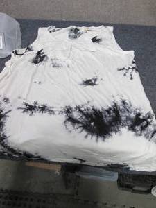 lot 371 image: 2- Medium TieDye Ladies Sleeveless ...