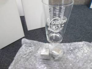 lot 416 image: 2- Vintage 1963 Glass with Reusable...