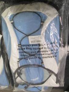 lot 428 image: Benkii Hydration Backpack...