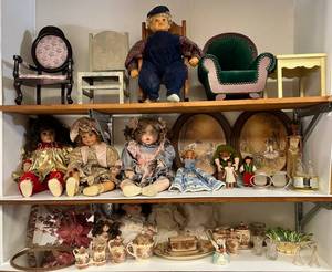 lot 8 image: Misc. Household Items & More (Some Vintage)