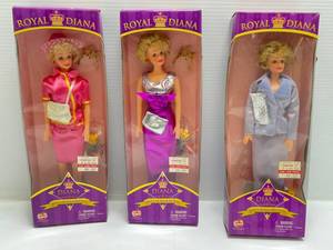 lot 22 image: Three Royal Diana Dolls 2 (NIB) 1USED